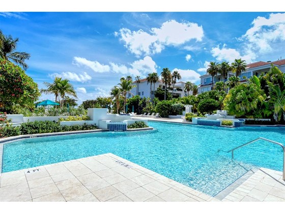 25-Meter Pool - Condo for sale at 370 A Gulf Of Mexico Dr #421, Longboat Key, FL 34228 - MLS Number is A4513966