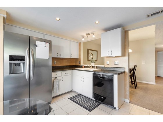 Kitchen - Condo for sale at 316 108th St W #316, Bradenton, FL 34209 - MLS Number is A4521142